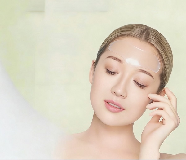 اختبار حقيقي لرقعات السيليكون لتقليل التجاعيد من CMALLBIO: هل هي 